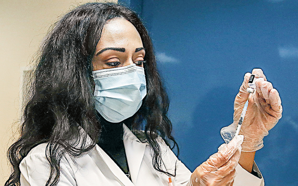 οποιος-είναι-έξω-από-τον-χορό-πολλά-τρ-561247366