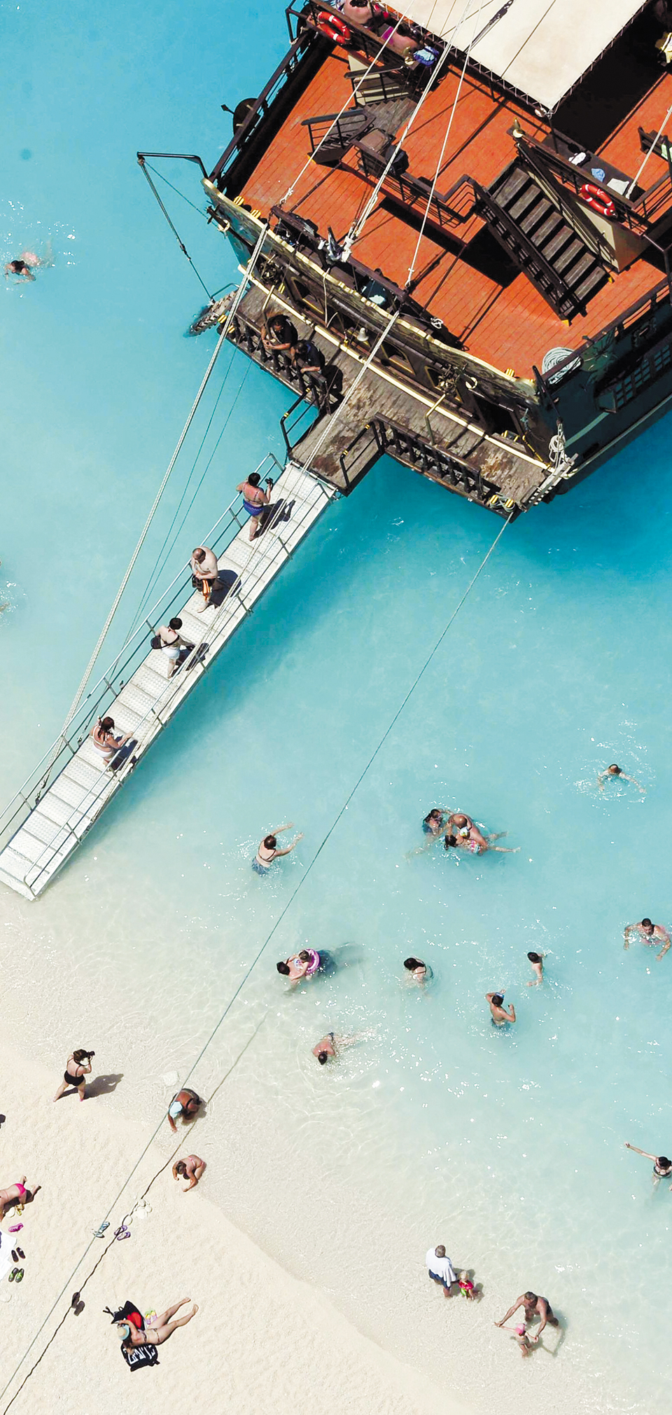 Αβεβαιότητα και το 2021 για τον τουρισμό-1