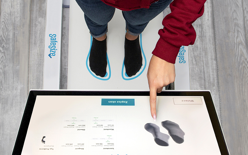 ελληνική-startup-σάς-βρίσκει-το-σωστό-παπούτ-561248011