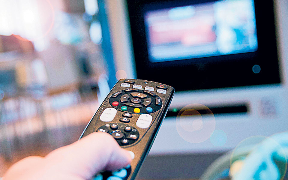 μείωση-γυμναστικής-αύξηση-τηλεόραση-561246544