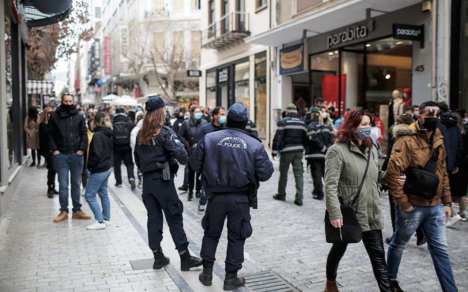 αγωνία-για-συνωστισμό-μεταλλάξεις-561241432