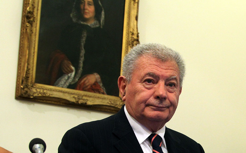 η-πολιτική-ηγεσία-λέει-αντίο-στον-σ-β-561241447