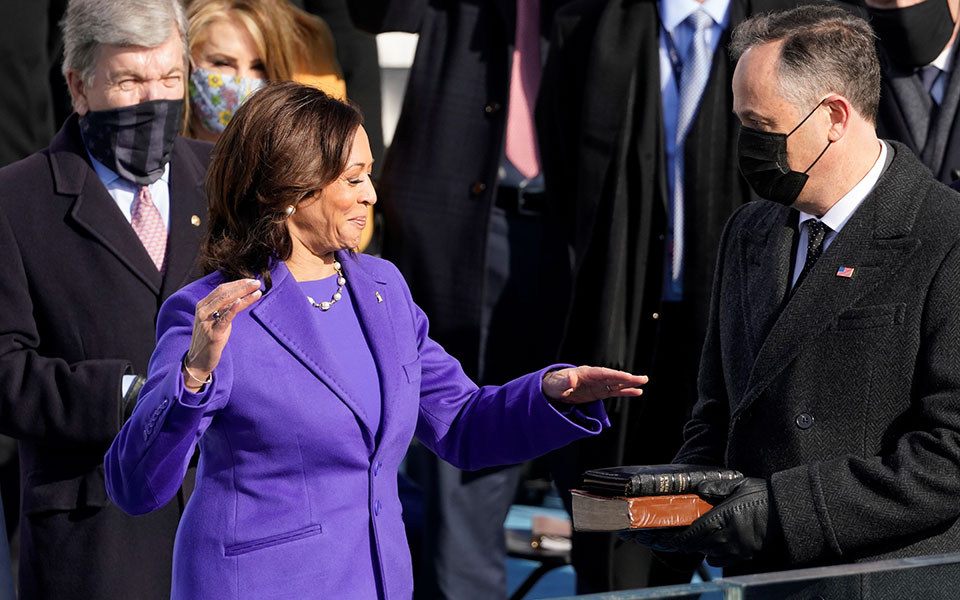 Τζιλ Μπάιντεν και Κάμαλα Χάρις επέλεξαν Αμερικανούς σχεδιαστές-2