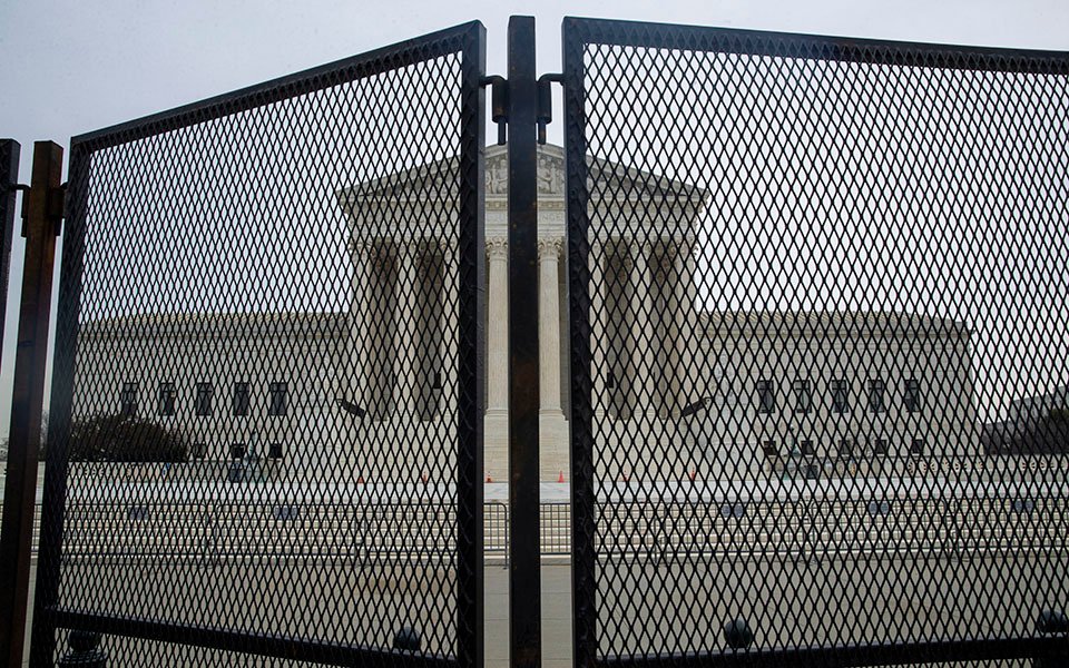 εντείνονται-τα-μέτρα-ασφαλείας-στην-ο-561228337