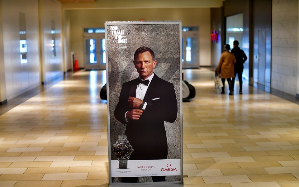 τρίτη-αναβολή-για-τη-νέα-ταινία-του-τζέ-561237535