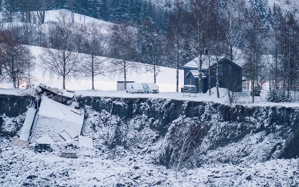 νορβηγία-δεύτερο-πτώμα-ανασύρθηκε-απ-561214480