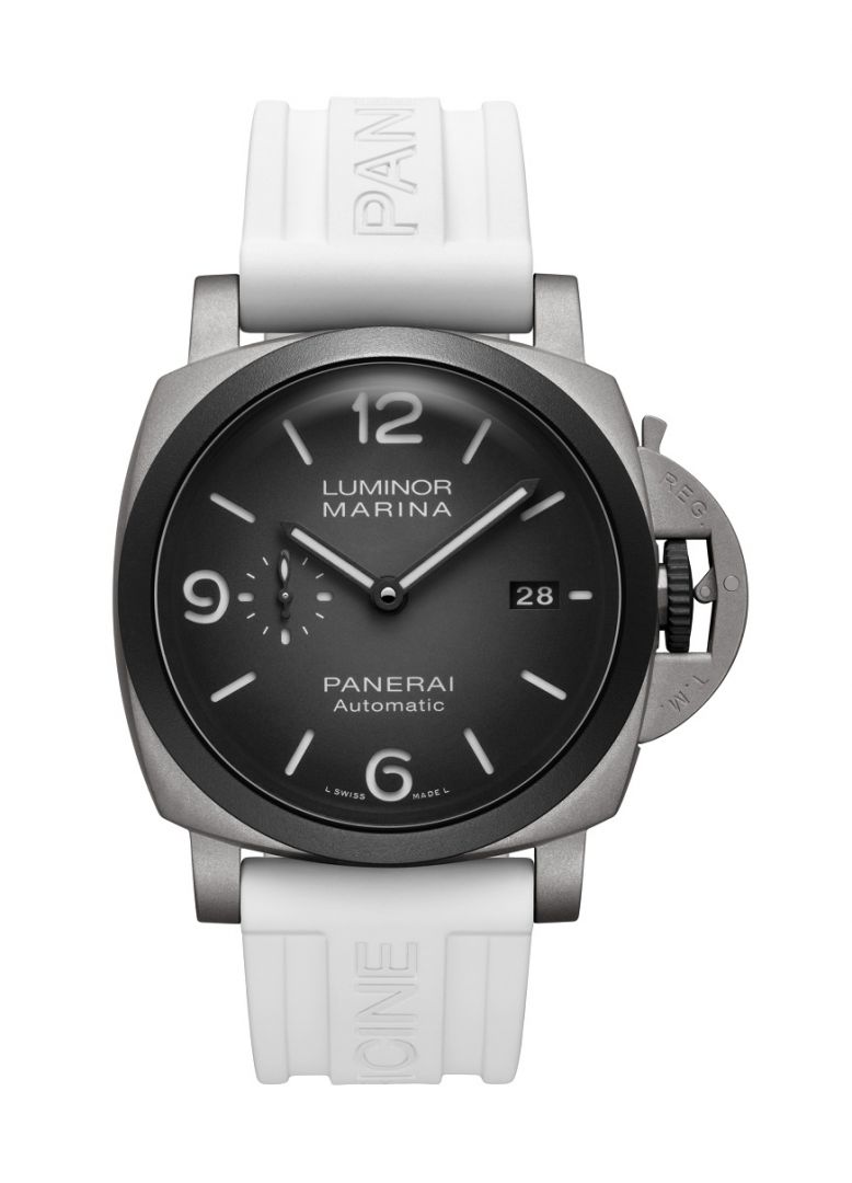 Ελεύθερη κατάδυση με το PANERAI Luminor Marina 44 mm Guillaume Néry Edition-6