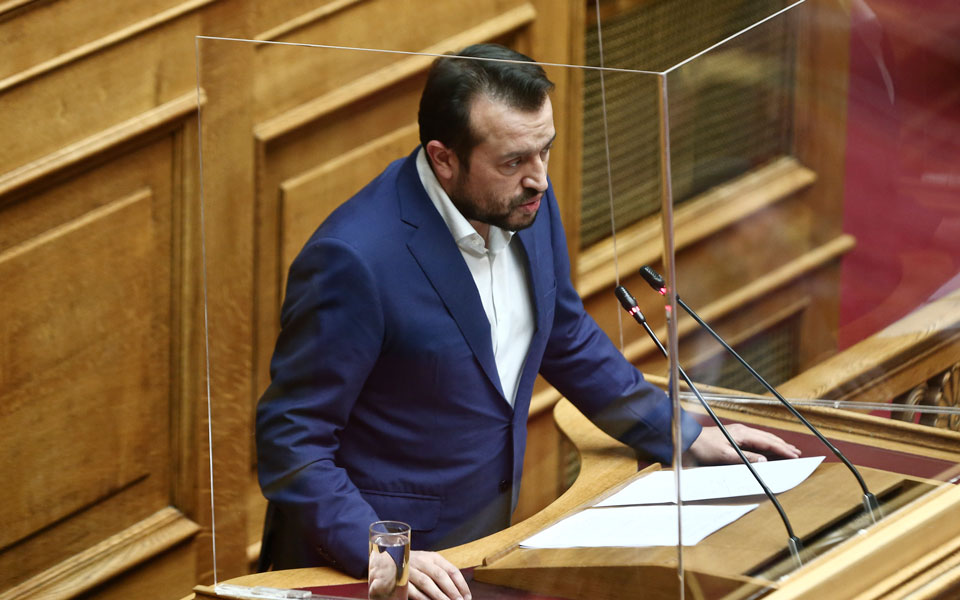 στη-βουλή-η-δικογραφία-για-τον-νίκο-παπ-561245494