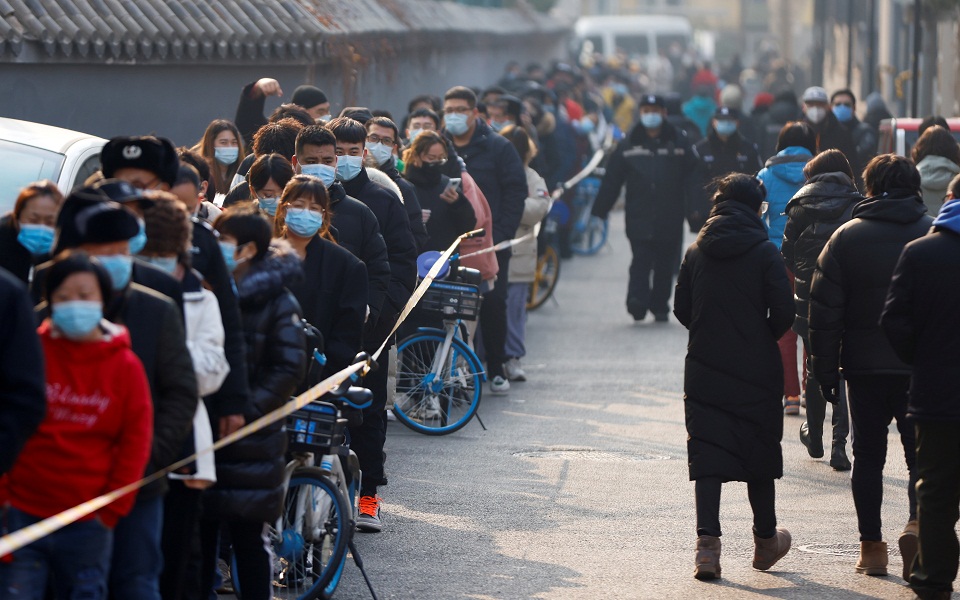 με-το-δεύτερο-κύμα-παλεύει-πλέον-και-η-κ-561237349