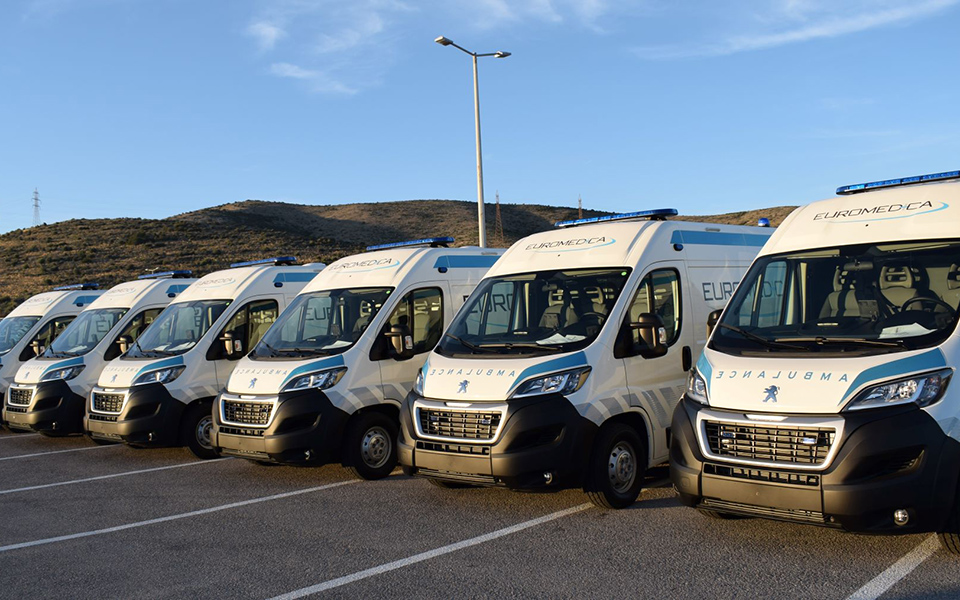 6-ασθενοφόρα-peugeot-boxer-για-την-euromedica-561232882