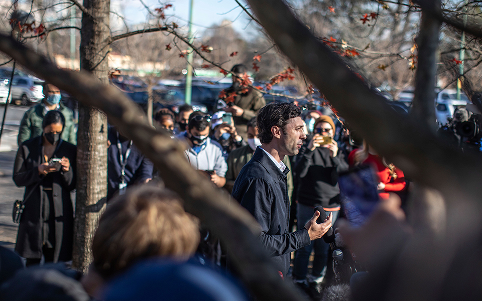 ο-θρίαμβος-των-δημοκρατικών-στην-τζόρ-561219613
