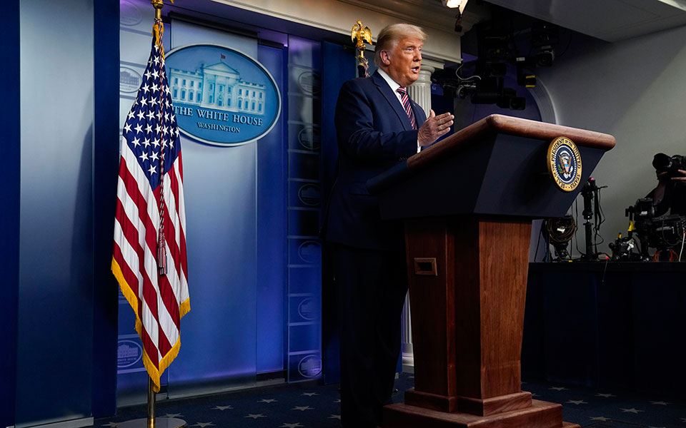 τραμπ-να-βοηθήσουν-όλοι-στη-μείωση-των-561226057