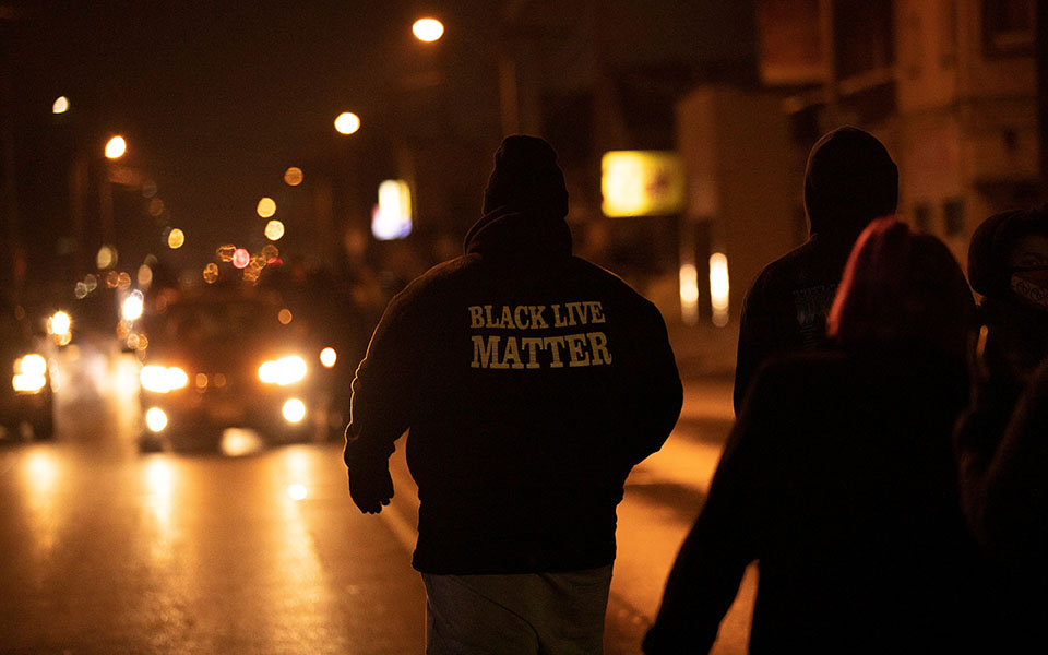 σε-υπηρεσία-αστυνομικοί-που-εμπλέκον-561244549