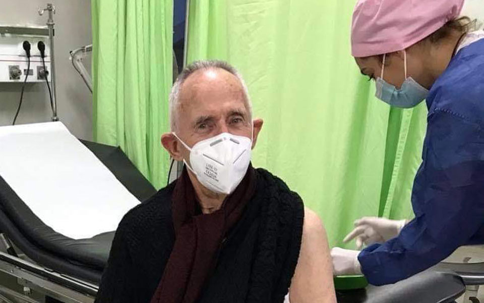 η-χαρά-του-άλμπερτ-μπουρλά-για-τον-εμβο-561241369