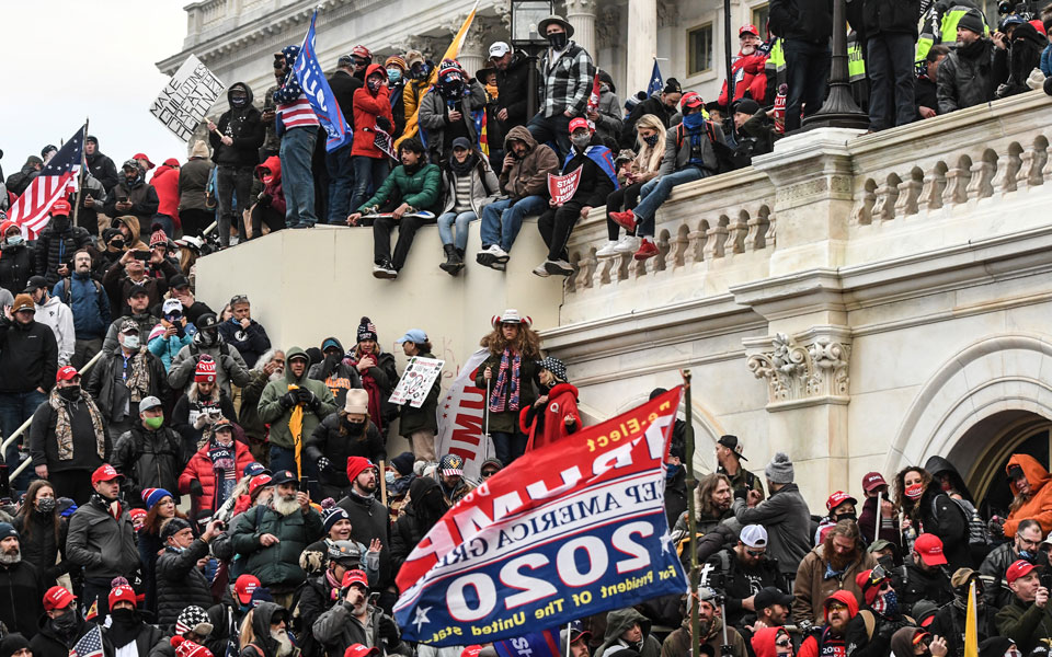 fbi-160-φάκελοι-υποθέσεων-για-την-εισβολή-στ-561224695