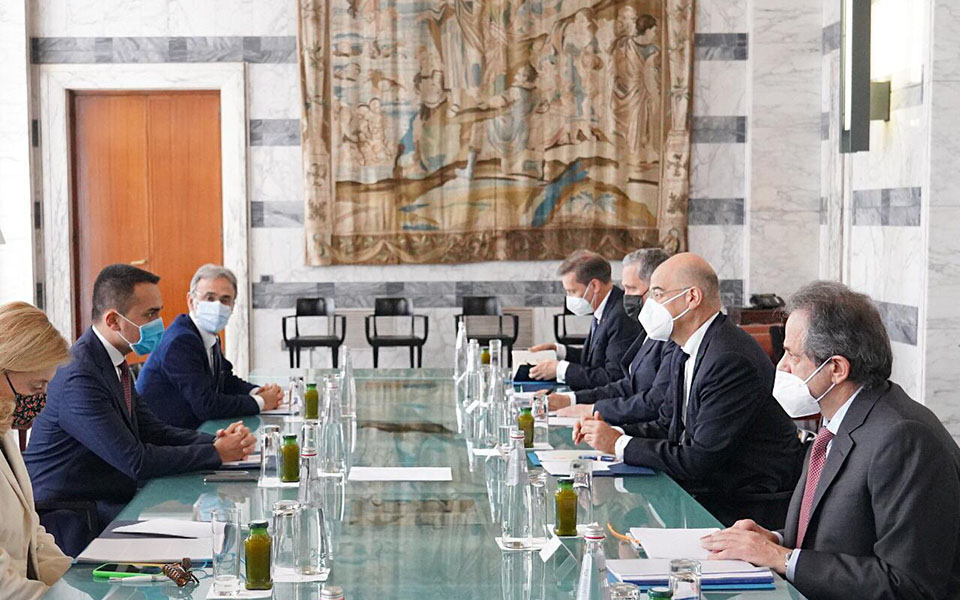 συνάντηση-δένδια-ντι-μάιο-χρήσιμη-η-ε-561225319