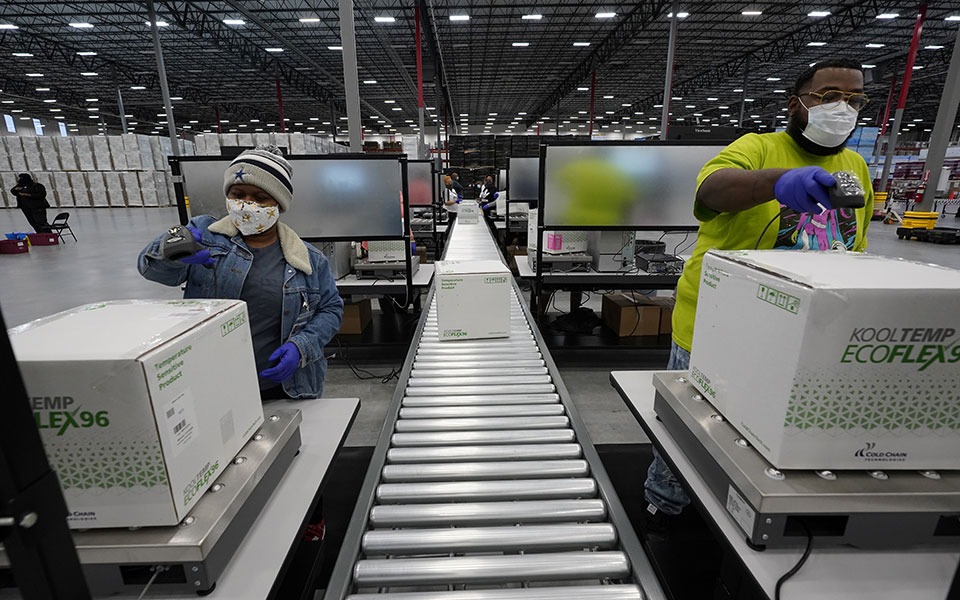 έτοιμο-το-εμβόλιο-της-moderna-για-το-νοτιοαφρ-561229201