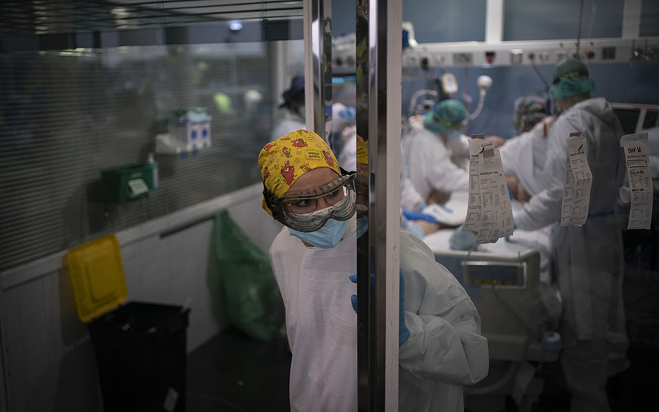 π-γαργαλιάνος-η-κολχικίνη-μειώνει-τη-θ-561240175