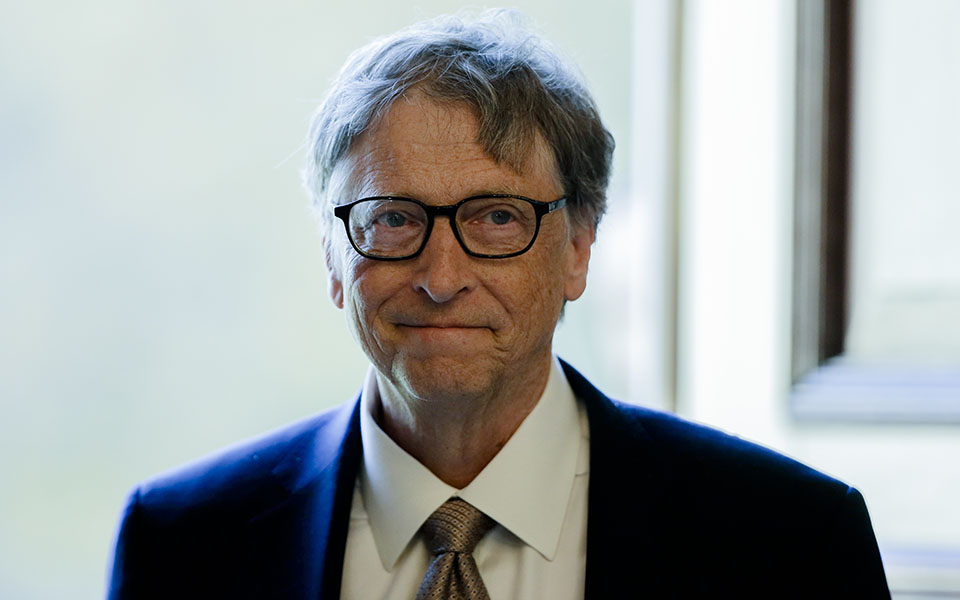 μπιλ-γκέιτς-άναυδος-από-τις-τρελές-θεω-561243106