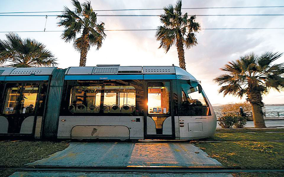 το-τραμ-αρχίζει-πάλι-δρομολόγια-από-κα-561230404