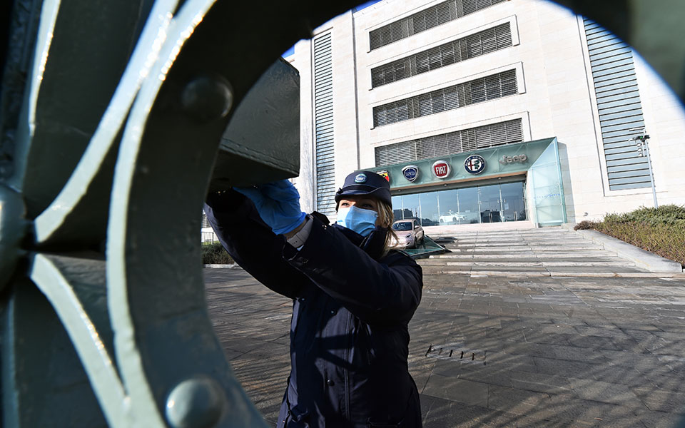 ιταλία-8-824-νέα-κρούσματα-και-377-θάνατοι-561232912