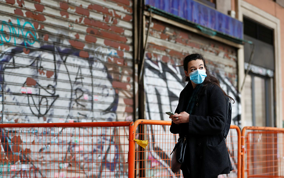 ιταλία-8-561-κρούσματα-420-θάνατοι-561241342