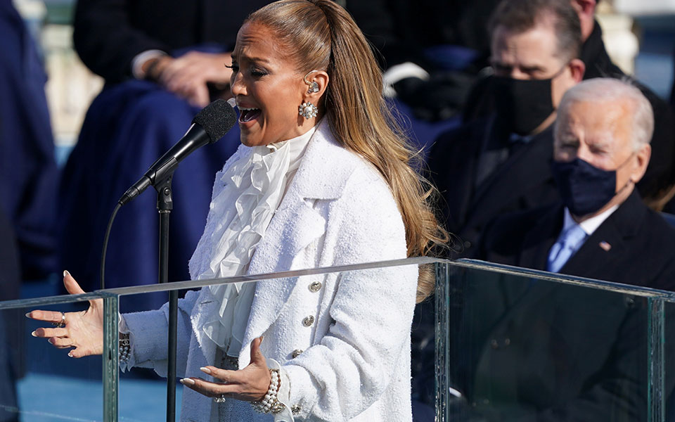 Ορκωμοσία Μπάιντεν: Lady Gaga και Τζένιφερ Λόπεζ έκλεψαν την παράσταση-2