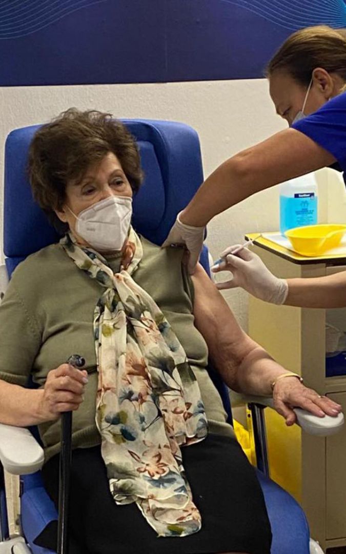 Ξεκίνησε ο εμβολιασμός των ατόμων άνω των 85 (εικόνες)-1