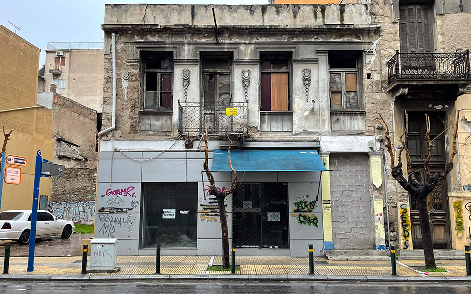 Αποκτούν «ζωή» δεκάδες κτίρια-κοσμήματα στην Αθήνα-1