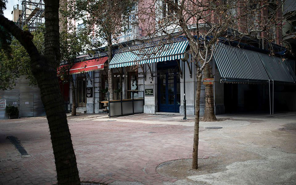 κάμψη-τζίρου-795-στα-καταστήματα-εντός-τ-561246520