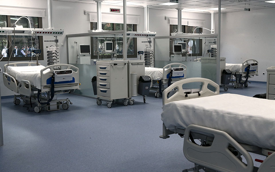 εις-μνήμην-του-φίλου-τους-δώρισαν-εξοπ-561232576