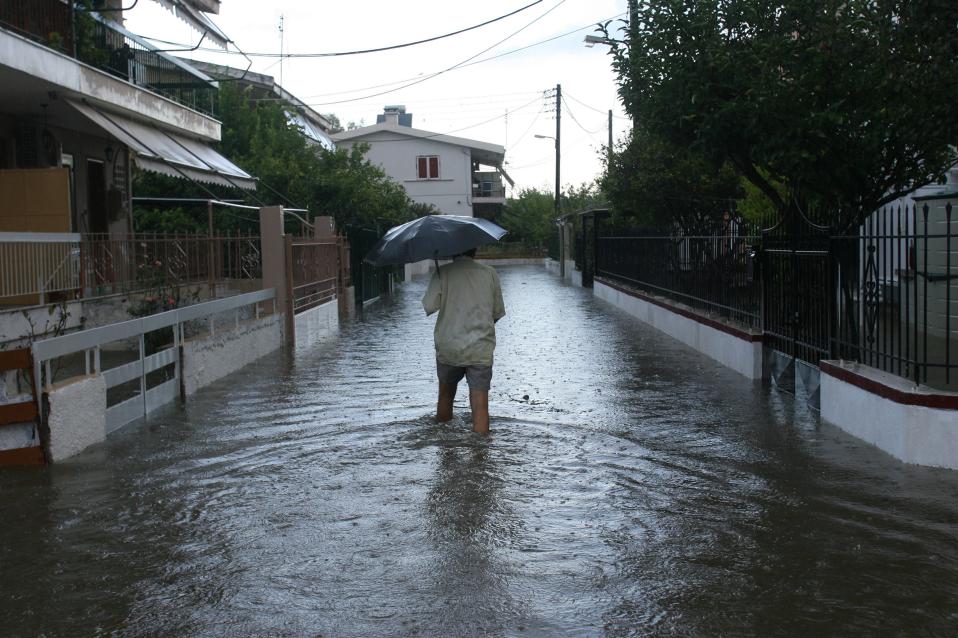 σε-κατάσταση-εκτάκτου-ανάγκης-η-λέσβο-561233218