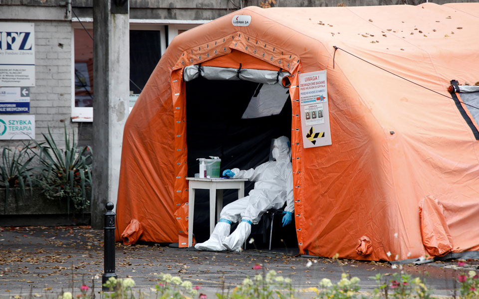 Αυστηροποίηση των lockdown σε όλη την Ευρώπη (εικόνες)-7