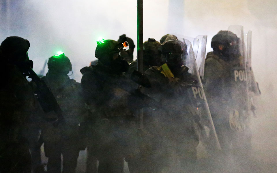 Ένταση σε Πόρτλαντ και Σιάτλ – Ζημιές σε γραφεία των Δημοκρατικών-3