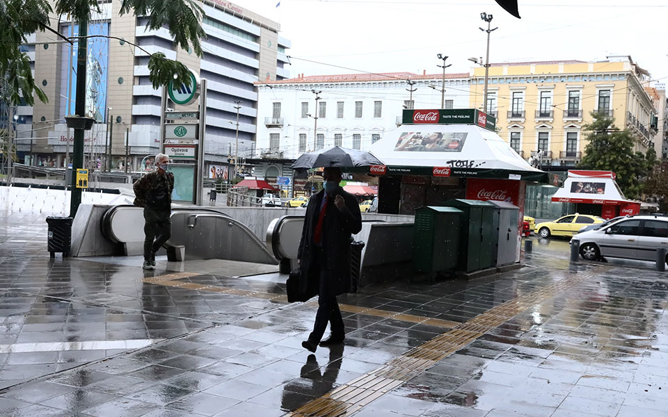 βροχές-και-καταιγίδες-σε-πολλές-περιο-561238198