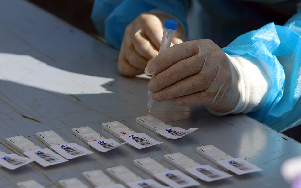 rapid-tests-σε-αστέγους-με-πρωτοβουλία-του-δήμο-561232987