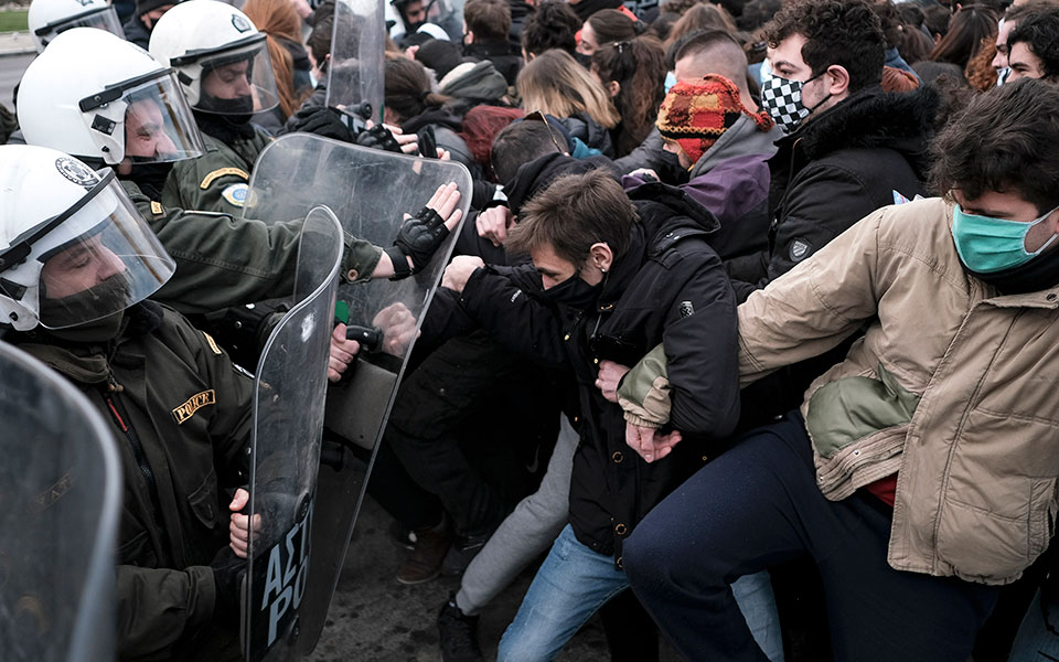Φοιτητικά συλλαλητήρια σε Αθήνα και Θεσσαλονίκη-5