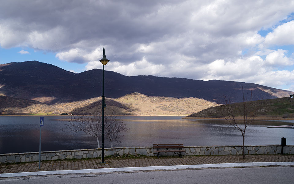 παράταση-των-πρόσθετων-περιοριστικώ-561227845