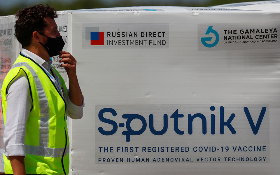 ρωσία-μπορούν-να-σταλούν-100-εκατ-δόσεις-561245719