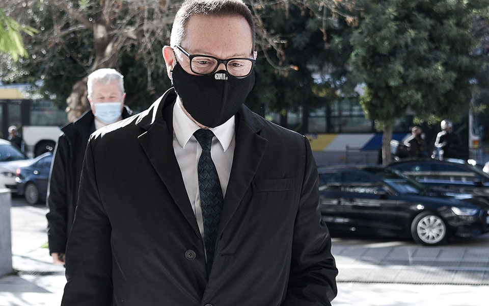 μαραθώνια-κατάθεση-στουρνάρα-για-novartis-561217351