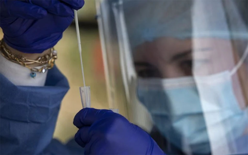 hsbc-κερδίζει-έδαφος-στη-μάχη-με-τον-ιό-η-ελ-561244729