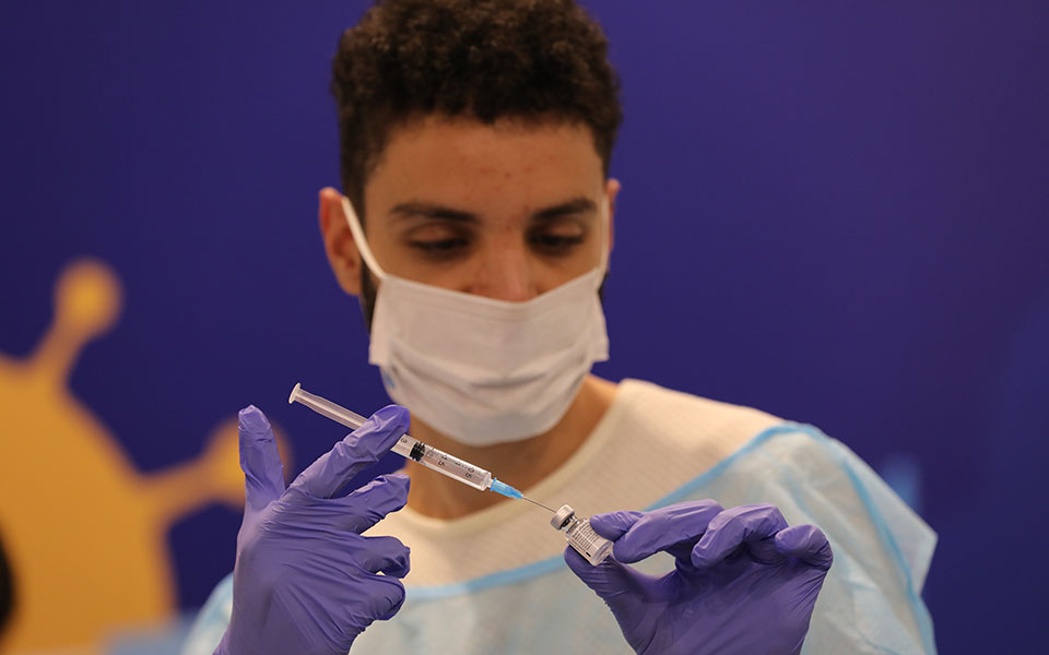 στόχος-ο-εμβολιασμός-του-70-του-πληθυσμο-561222613