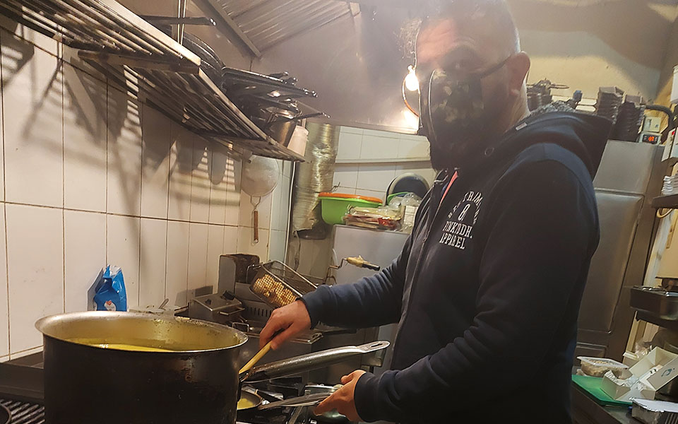 Συσσίτια αγάπης, μαθήματα αλληλεγγύης-5