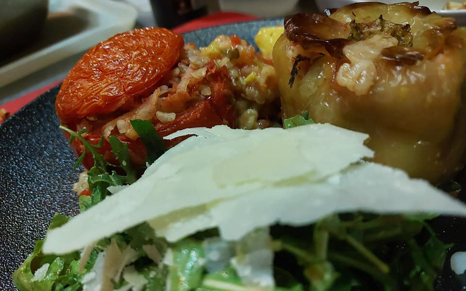 Συσσίτια αγάπης, μαθήματα αλληλεγγύης-3