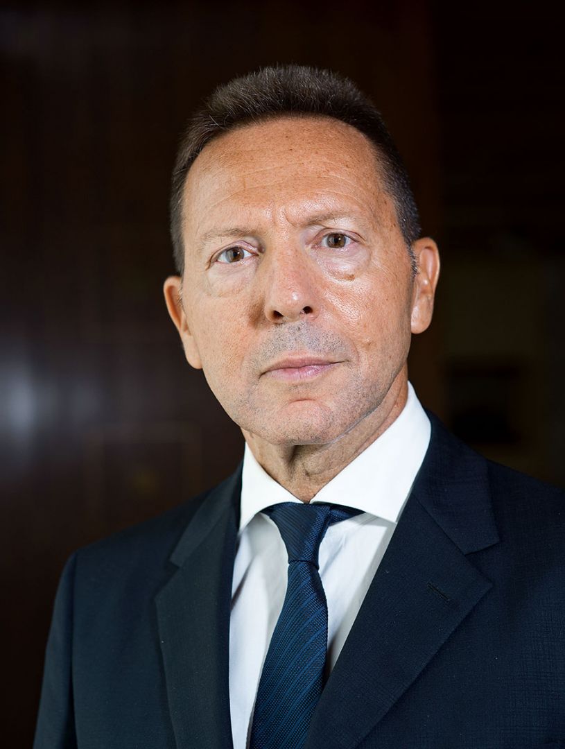 Το φως στην άκρη του τούνελ-1