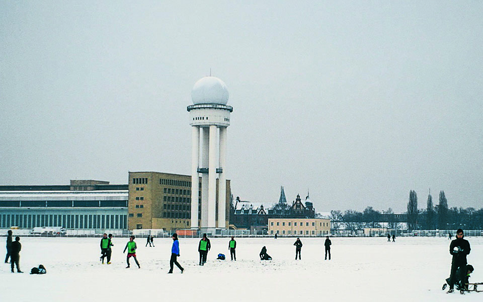 ο-κοραής-και-η-οφειλόμενη-ανταπόδοση-σ-561272083