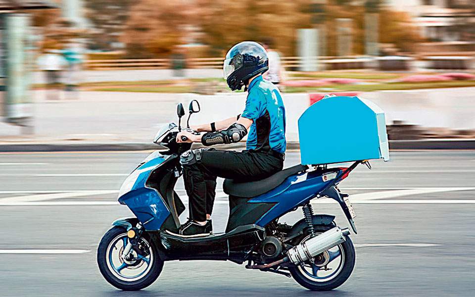 ταχύτερες-παραδόσεις-παραγγελιών-ζη-561277486