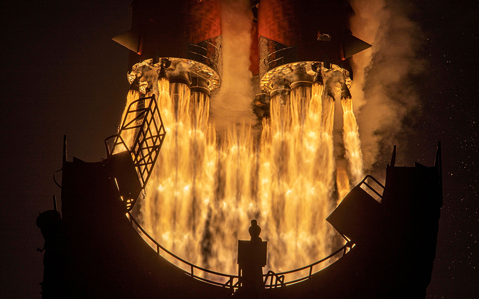 εκρηξη-561265303