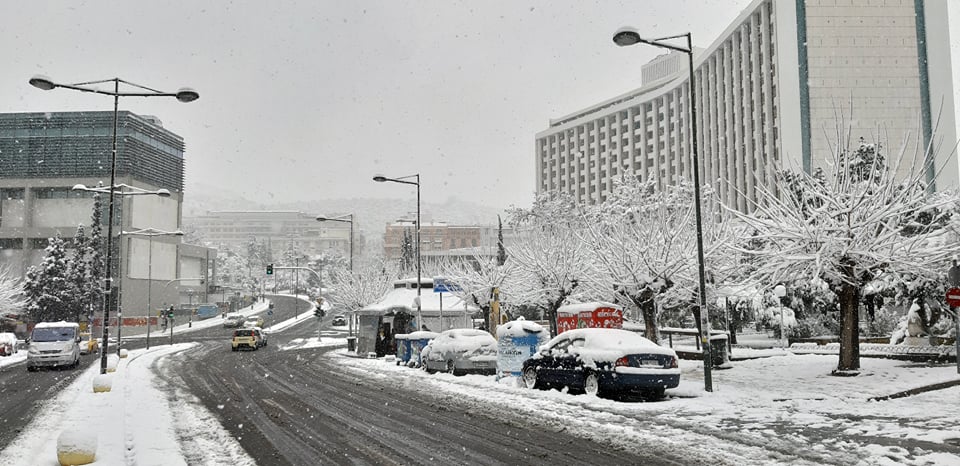Οι Αθηναίοι ξύπνησαν σε «αλπικό» τοπίο-19