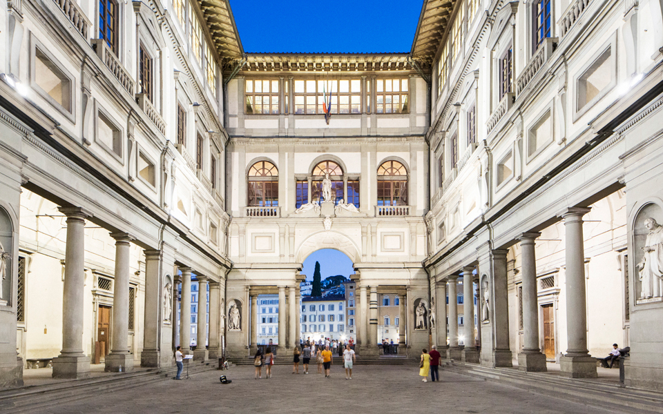 στα-μουσεία-της-ευρώπης-561274786